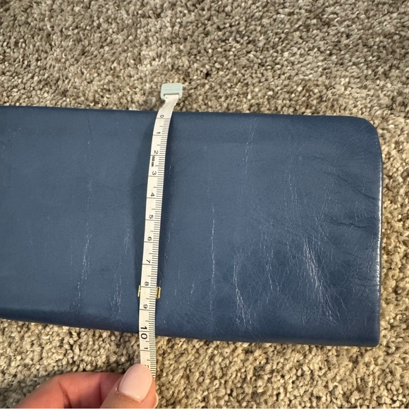 Hobo Eliza Wallet - Picture 7 of 7